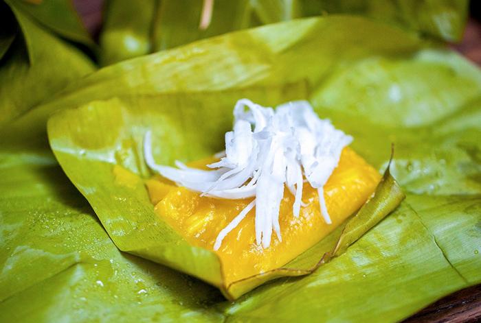 5musttryfoodstallsbanmaiCover