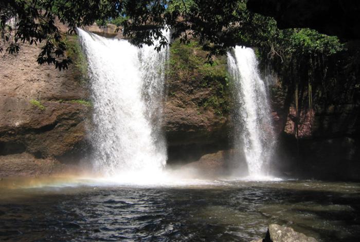 Heo Suwat Waterfall