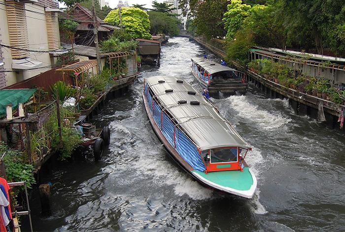 Khlong Saen Saep