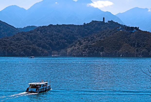 ExploringsunmoonlakedaytriptaiwanCover-900x606